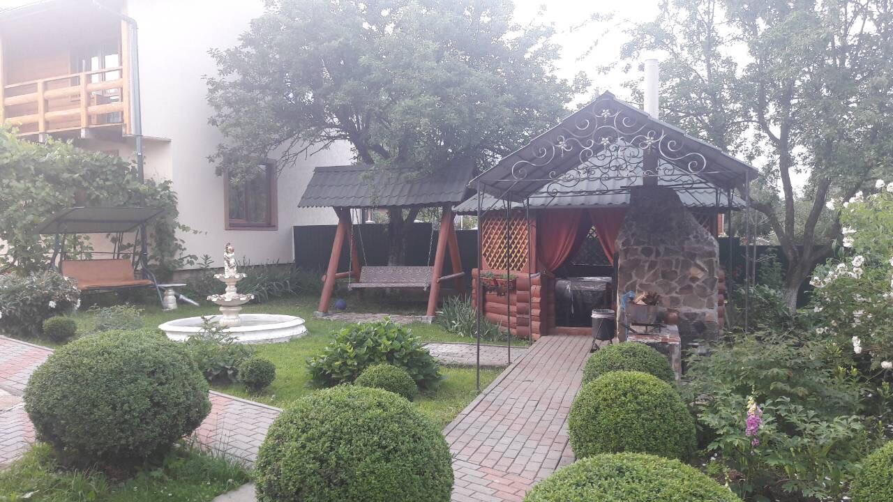 U Romana Jaremcse Kültér fotó