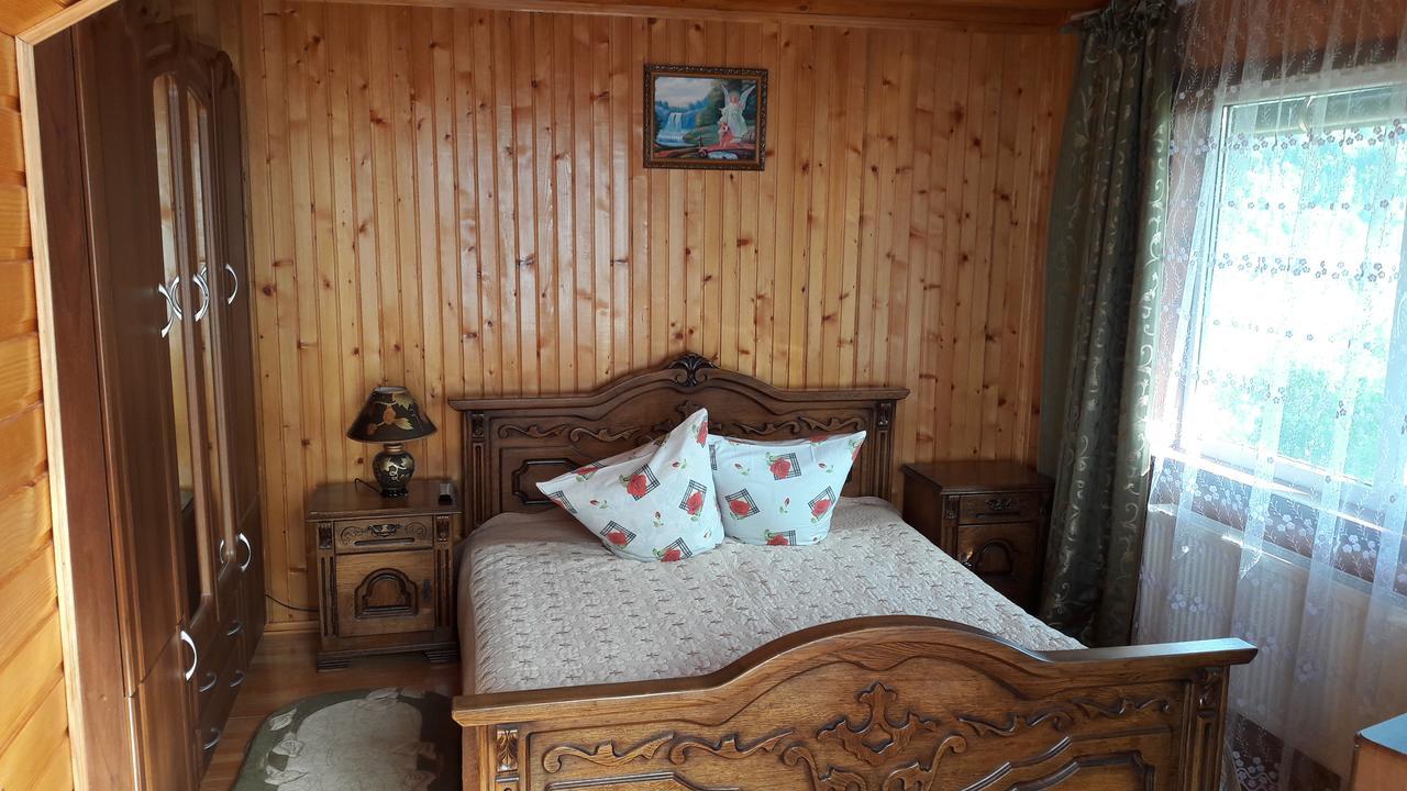 U Romana Jaremcse Kültér fotó